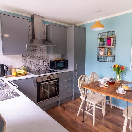 Ocean Cottage Uny Lelant Bagian luar foto